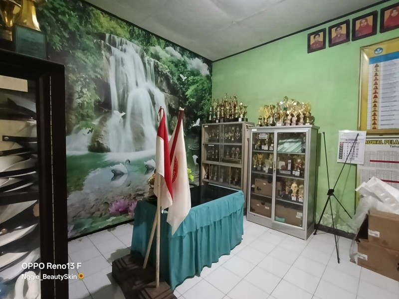 Ruang Kepsek / Guru